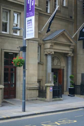 Residence 6 Luxury Serviced Apartments