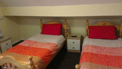 Hostal Park House B&B