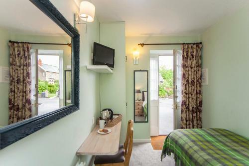 Hostal The Conigre Rooms And Restaurant