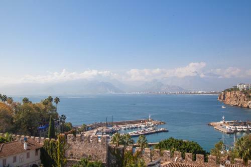 Mavi Avlu - Old Town Apartments