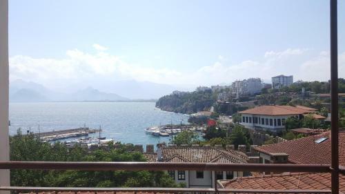 Mavi Avlu - Old Town Apartments