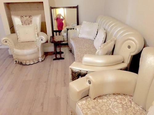 Apartment 2 Bedrooms And Salon Center Beach Old Town