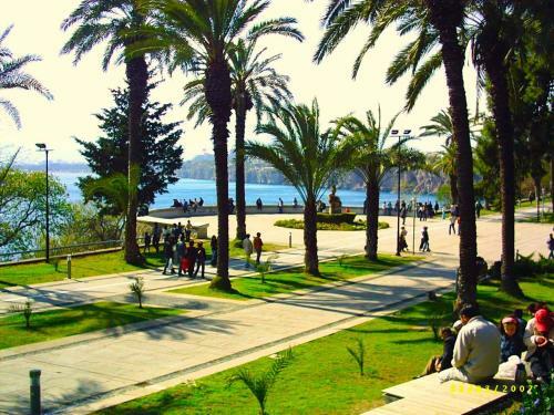Apartment 2 Bedrooms And Salon Center Beach Old Town