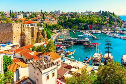 Apartment 2 Bedrooms And Salon Center Beach Old Town