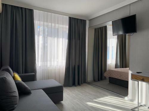 Hotel ?????