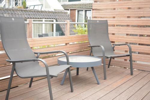 Modern Holiday Apartments In Centre Of Domburg