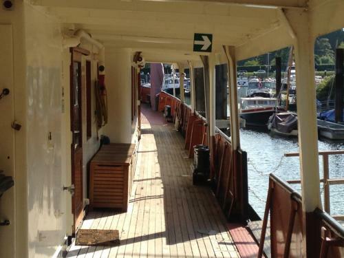 Bed & Breakfast De Logeerboot Dordrecht