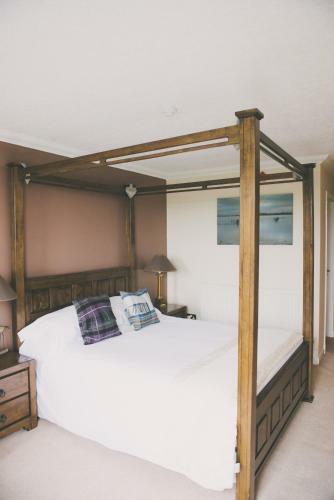 The Powfoot Golf Hotel