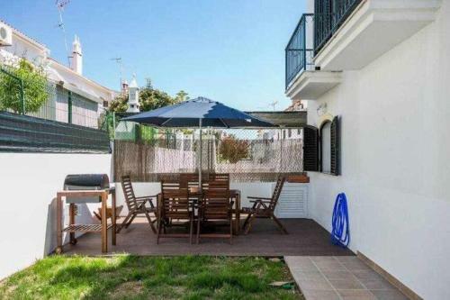 Apartamento Vila Com Piscina E Jardim Privado