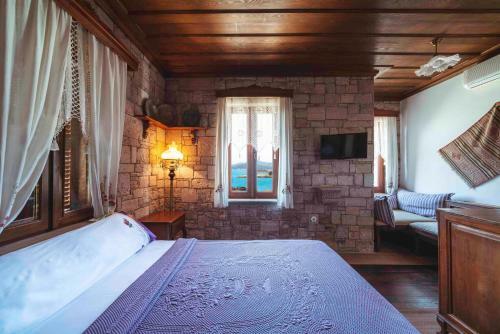 Hotel Cunda Tas Konak Otel