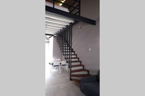 Ayvalik Merkezde Bah�eli M�stakil Ev