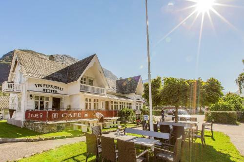 Hotel VIK Pensjonat Og Hytter