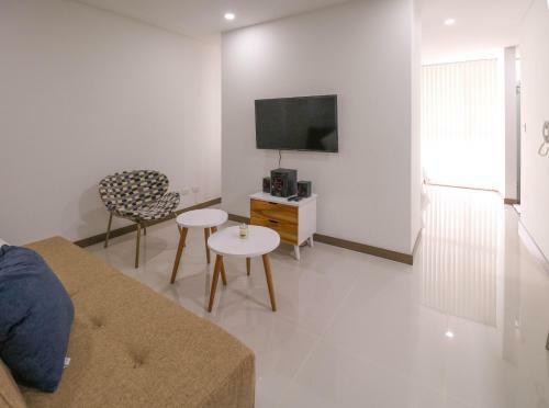 Confortable Aparta Estudio Amoblado- Apto 408-t2