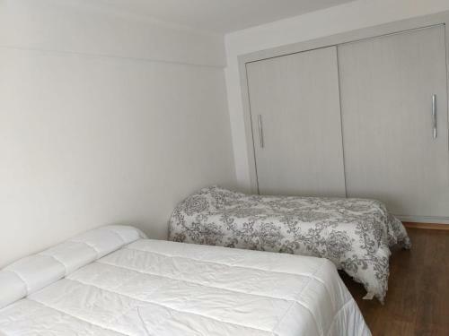 Apartamento Depto Centro Mdp Con Cochera, Wifi Y Cable