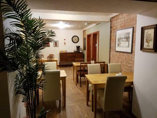 Hostal Rowanbank House