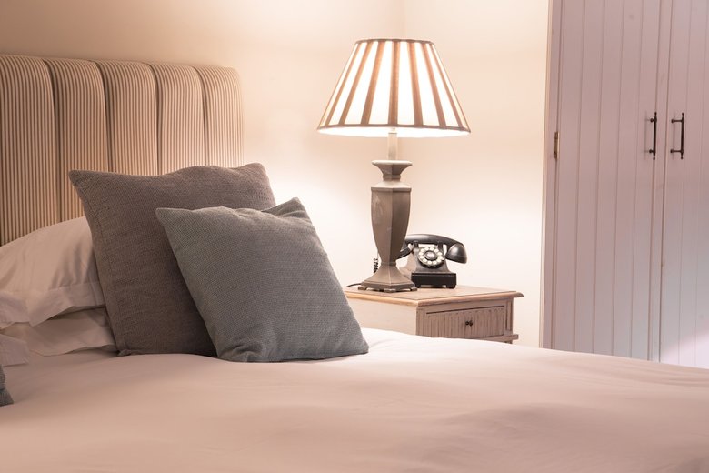 Hostal King John Inn