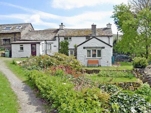 Heads Cottage