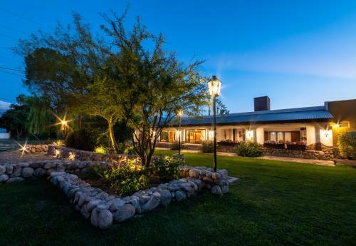 Hotel Los Sauces Posada