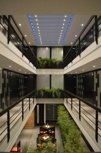 Hotel Hostal Delia Victoria