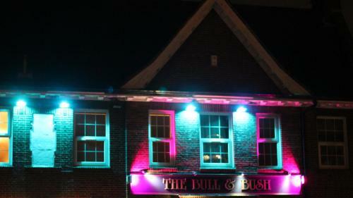 The Bull And Bush Hotel Kingston