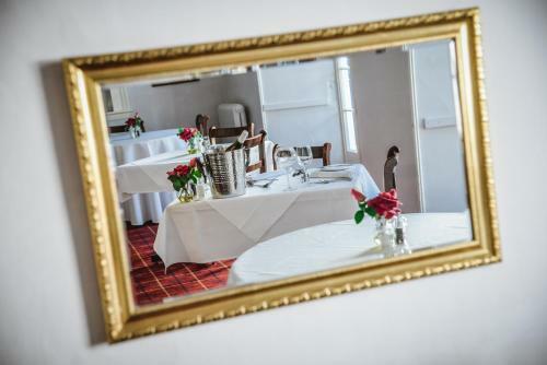 The Woodlands Hotel