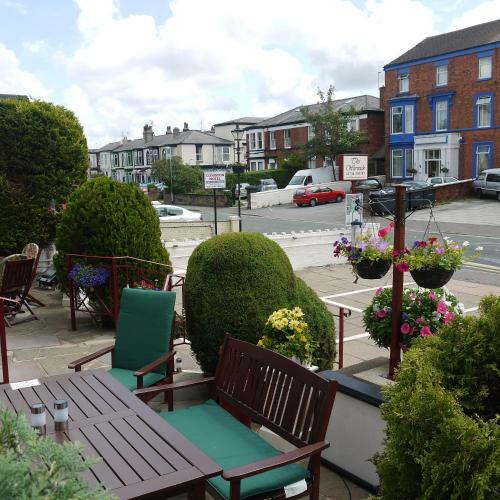 Hostal The Warwick Southport