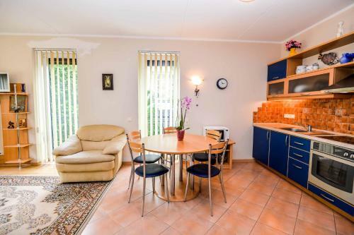 Apartamento Neringos G. Pu?yne 150m Iki J?ros