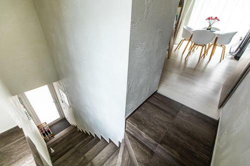 Apartamentai ?alia J?ros
