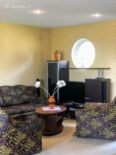 Apartamento Bildukas