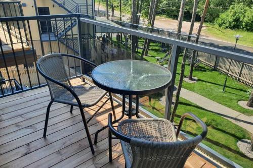 Apartamento 2.5 Kambari? Butas Per Du Auk?tus Su Baseinu