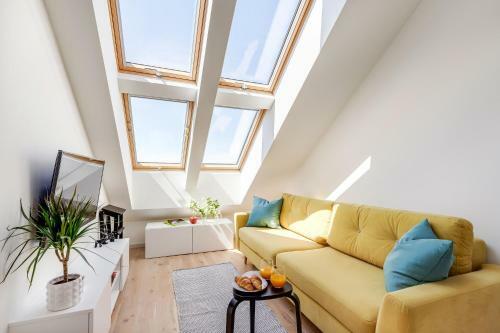 Apartamento #stayhere - Sunny Compact Loft With Pool - Palanga