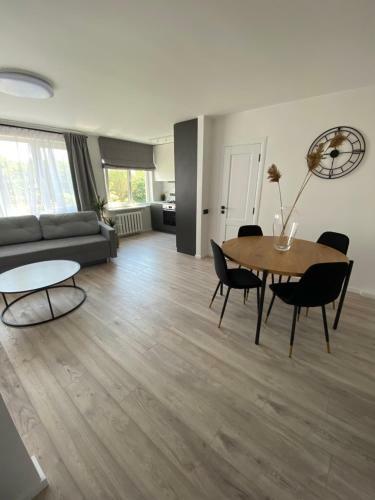 2 Bedrooms Apartment, City Center, With Balconies