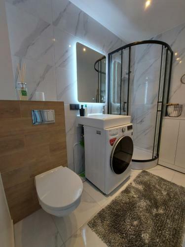 2 Bedrooms Apartment, City Center, With Balconies