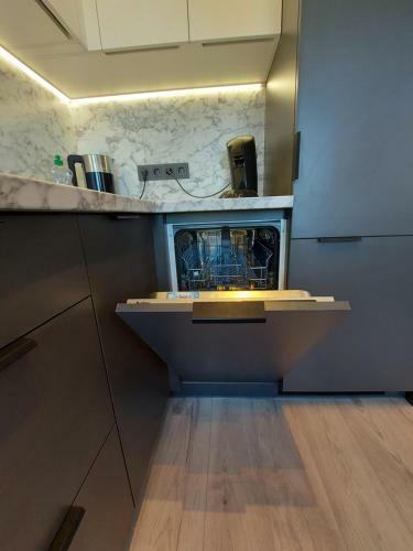 2 Bedrooms Apartment, City Center, With Balconies