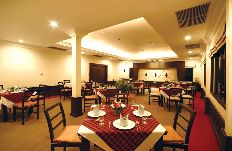 Hotel Krabi La Playa Resort