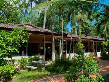 Hotel Paradise Beach Resort