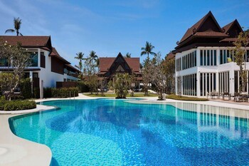 Hotel Amari Palm Reef Resort