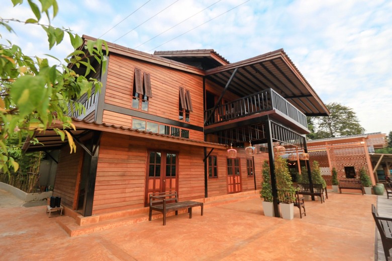 Hotel Aana Resort N Spa