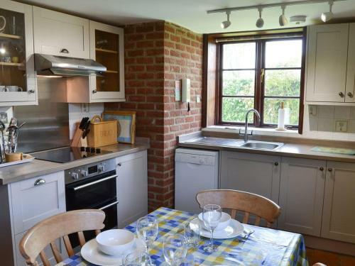 Lanthorn Cottage