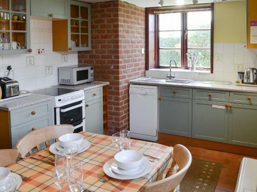 Lanthorn Cottage