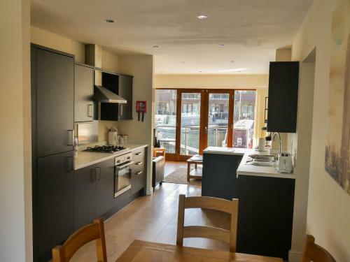 Tewitfield Marina Aparthotel