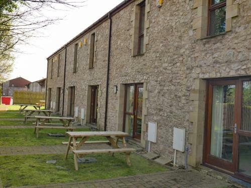 Tewitfield Marina Aparthotel