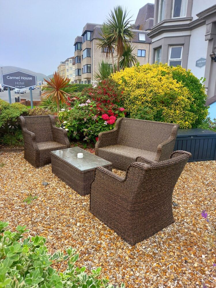 Hostal St. Hilary Guest House