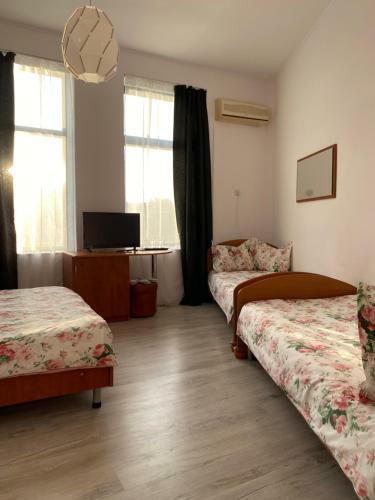 Hostal Lms