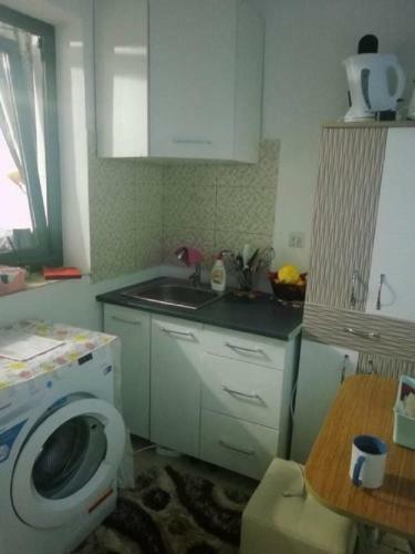 Apartamento Garsoniera, Ultramoderna, Mobilata Si Utilata Complet.