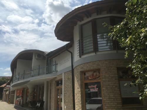 Kond� Apartments D