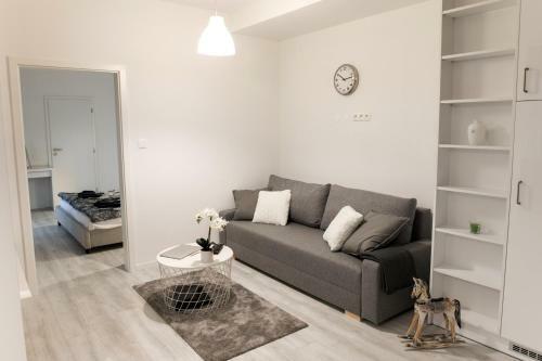 New York Apartment B