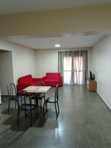 Amplio Y C�modo Apartamento Con Bella Vista En Pleno Centro