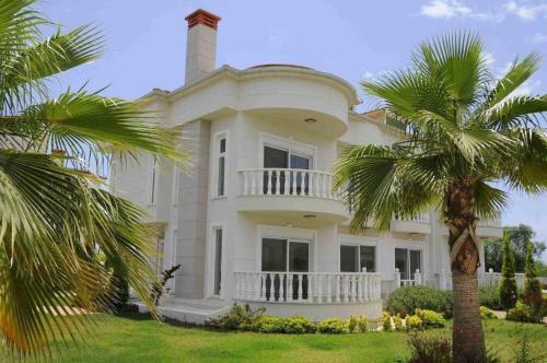 Sadev Turizm Golf Village