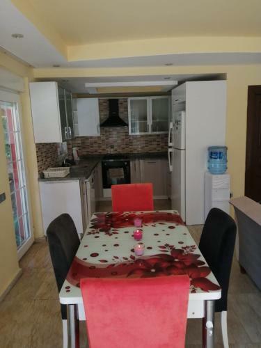 Villa Happyland